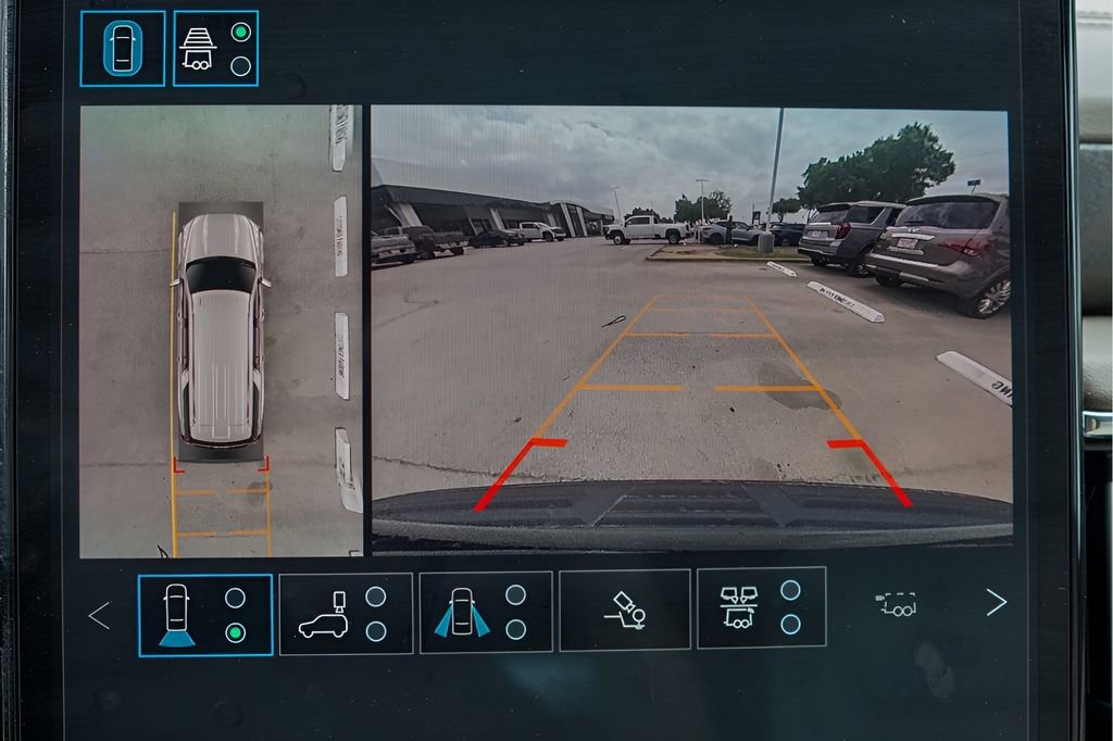 New 2026 GMC Yukon XL Denali image 12