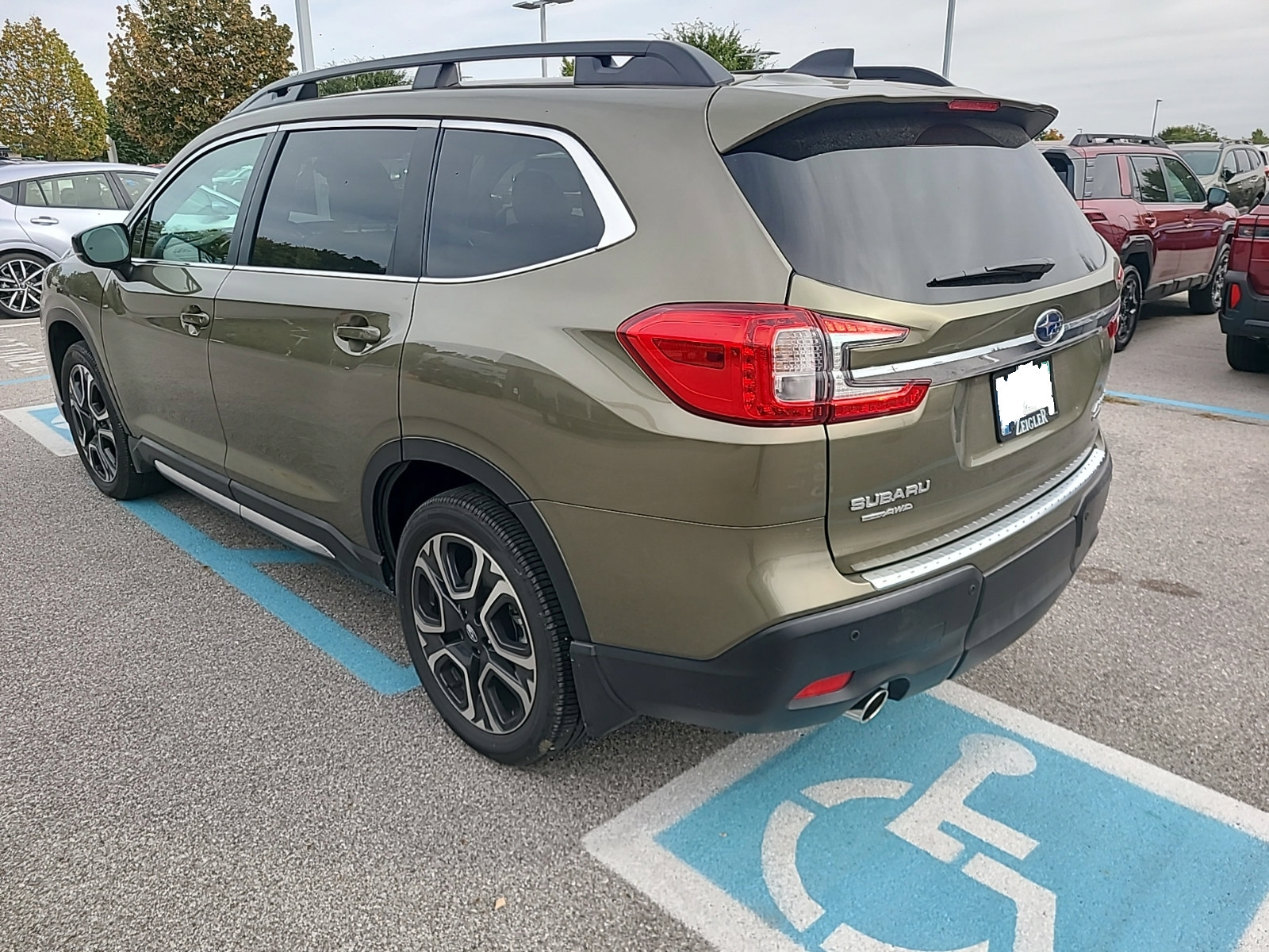 Certified 2024 Subaru Ascent Limited AWD/4WD image 10