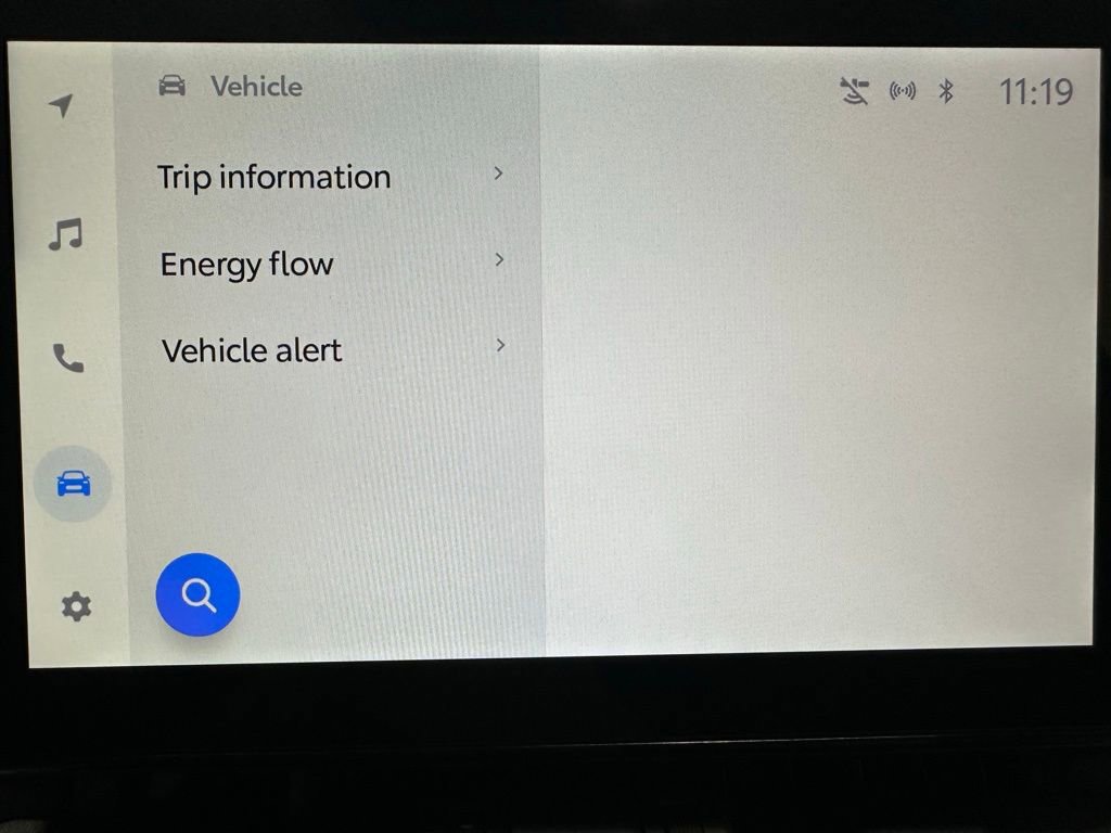 Used 2025 Toyota RAV4 XSE w/ Weather Package image 31