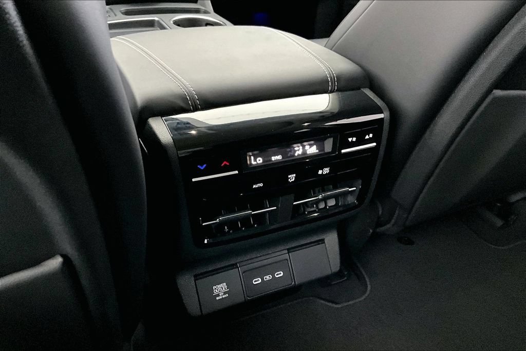 Certified 2026 Acura MDX w/ Technology Package FWD image 29