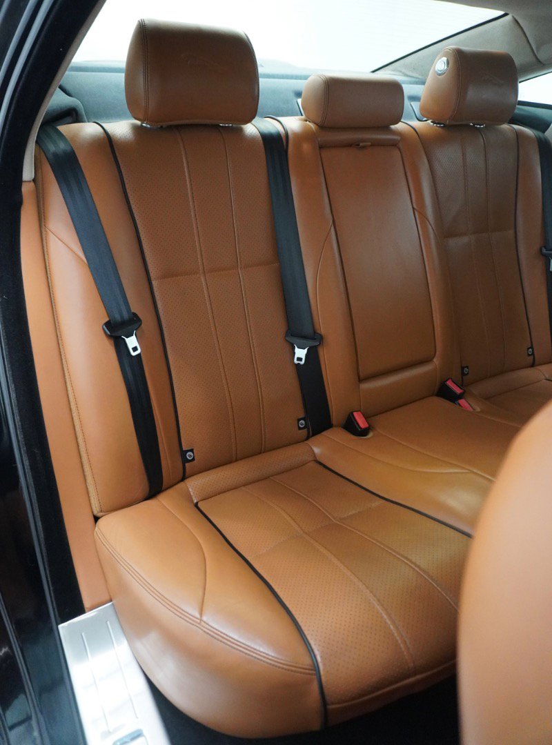 Used 2013 Jaguar XJ L Portfolio AWD/4WD image 7