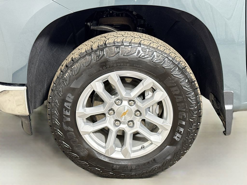 Certified 2025 Chevrolet Silverado 1500 LT w/ Safety Package image 29