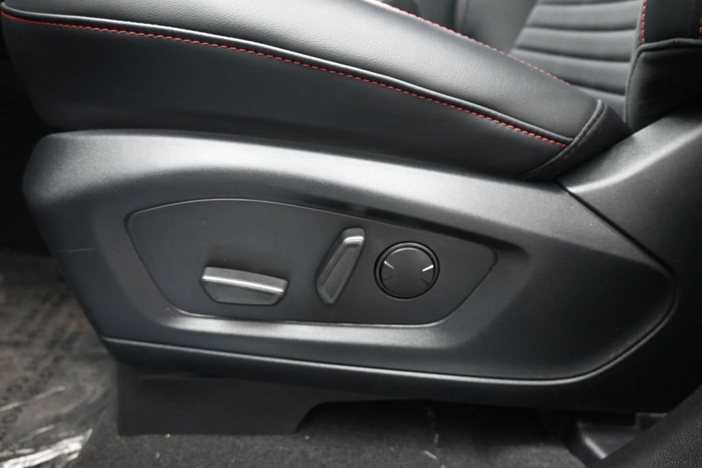 New 2026 Ford Explorer ST-Line w/ ST-Line Street Pack RWD image 10