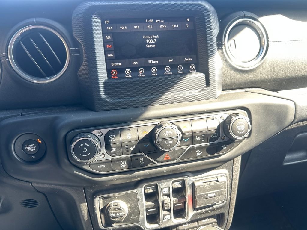 Used 2018 Jeep Wrangler Unlimited Sahara w/ Cold Weather Group image 12