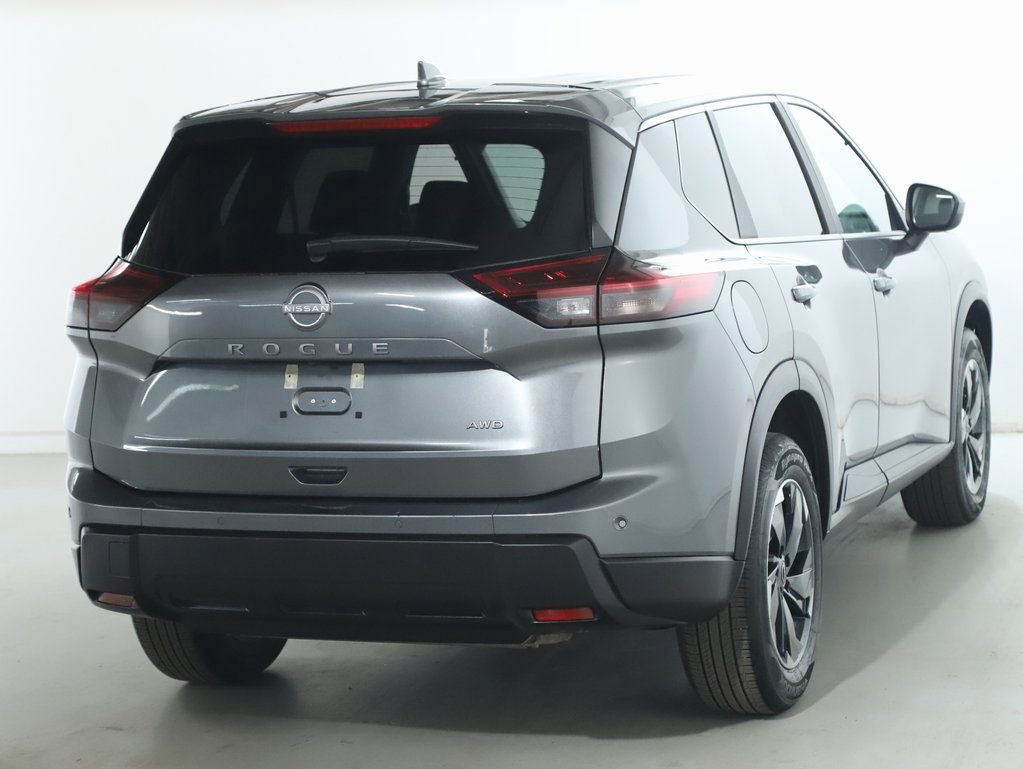 Used 2025 Nissan Rogue SV image 45