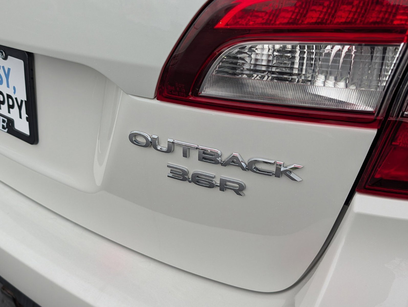 Used 2015 Subaru Outback 3.6R Limited AWD/4WD image 17