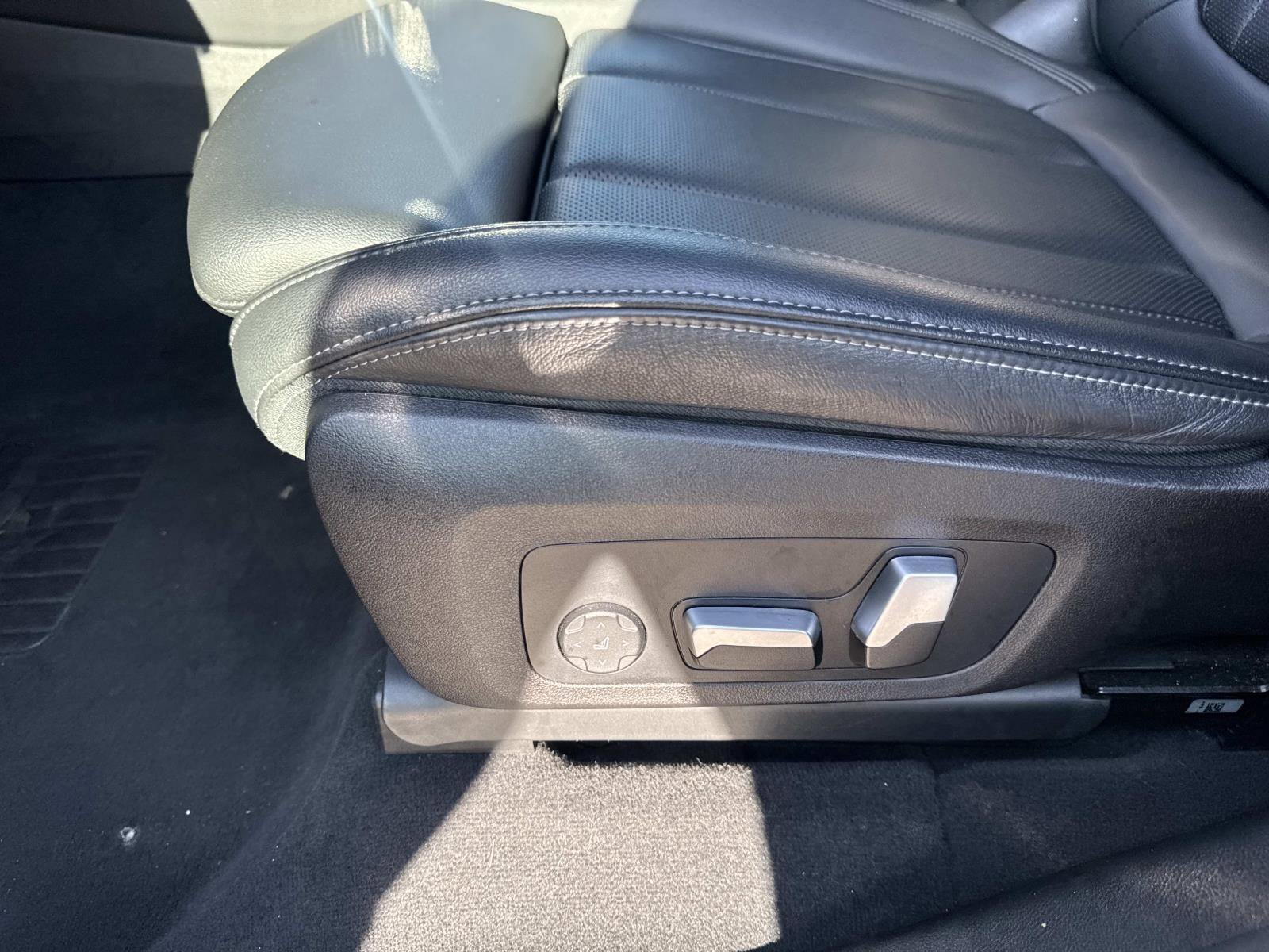 Used 2022 BMW X3 sDrive30i RWD image 17