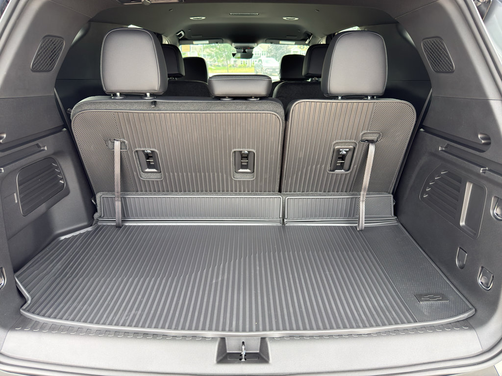 New 2026 Chevrolet Traverse LT w/ Driver Confidence Package FWD image 41