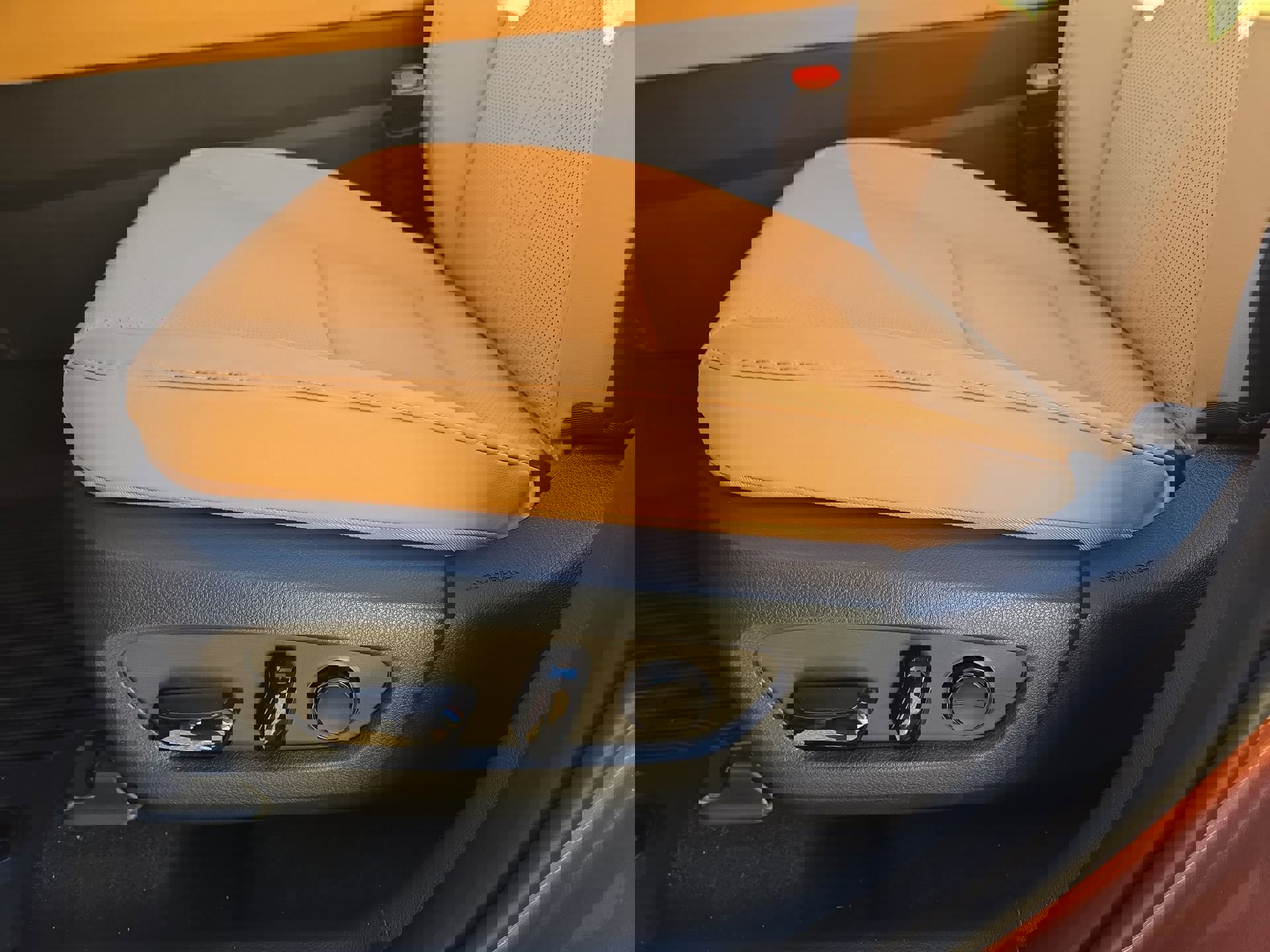 New 2026 Lexus NX 350 AWD image 17