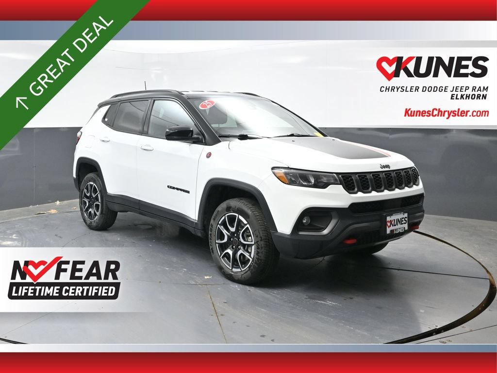 Used 2025 Jeep Compass Trailhawk