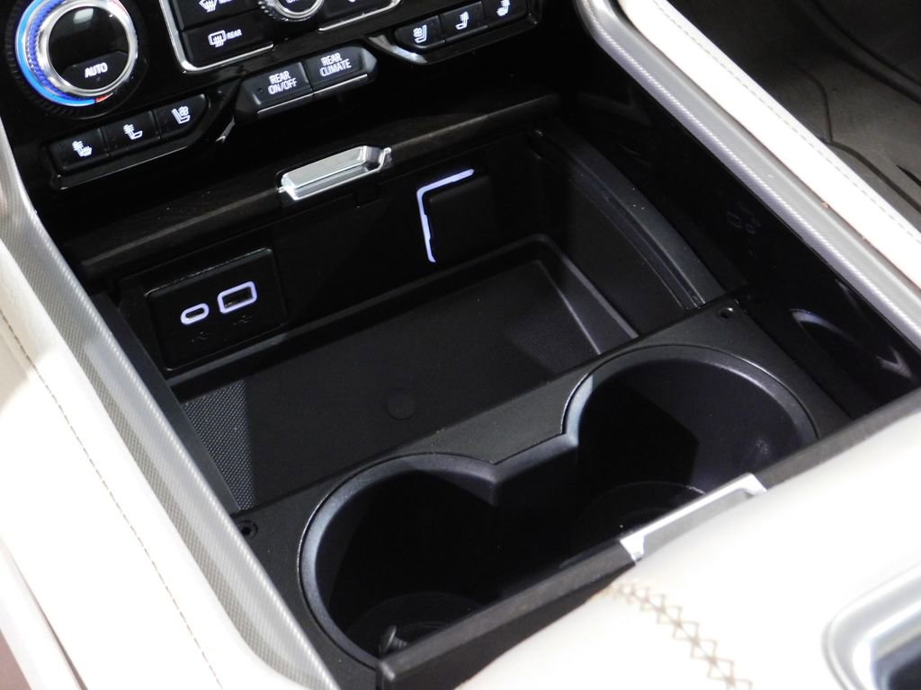 Used 2021 GMC Yukon Denali AWD/4WD image 46