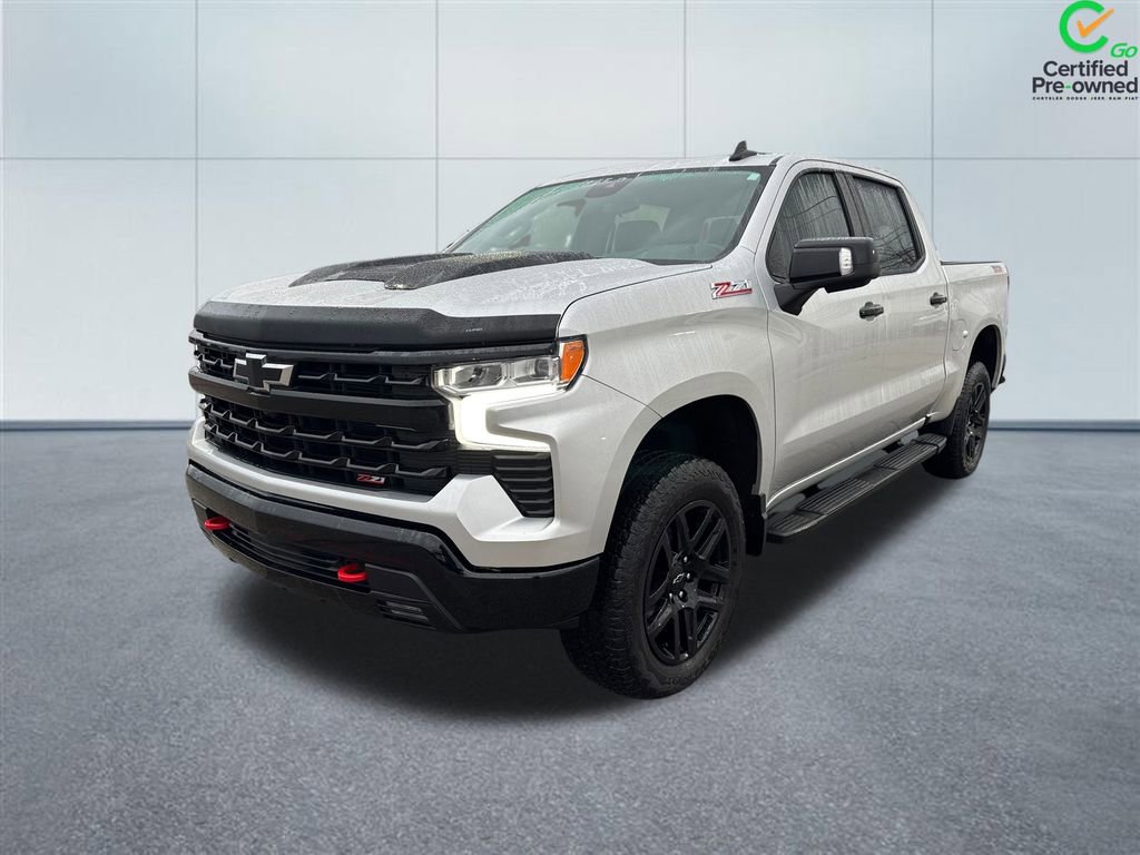 Used 2022 Chevrolet Silverado 1500 LT Trail Boss w/ LT Trail Boss Premium Package image 2