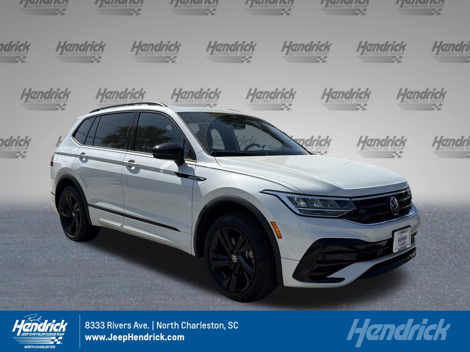 Used 2024 Volkswagen Tiguan SE R-Line