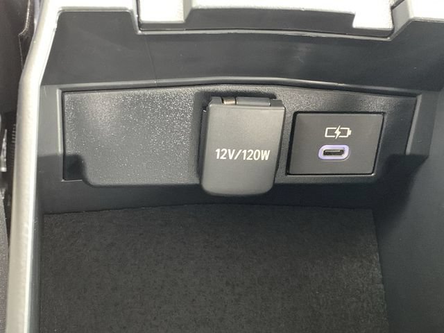Used 2026 Toyota Corolla LE FWD image 32