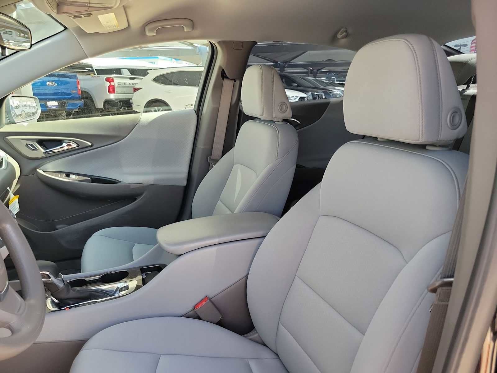 Used 2025 Chevrolet Malibu LS image 7