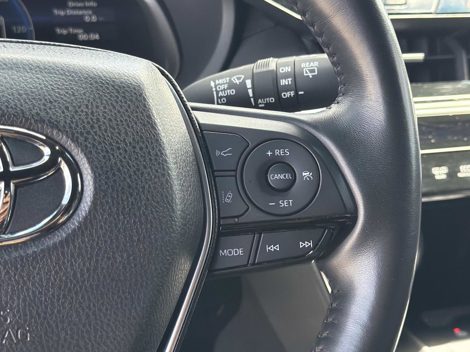 Used 2024 Toyota Venza Limited AWD/4WD image 10