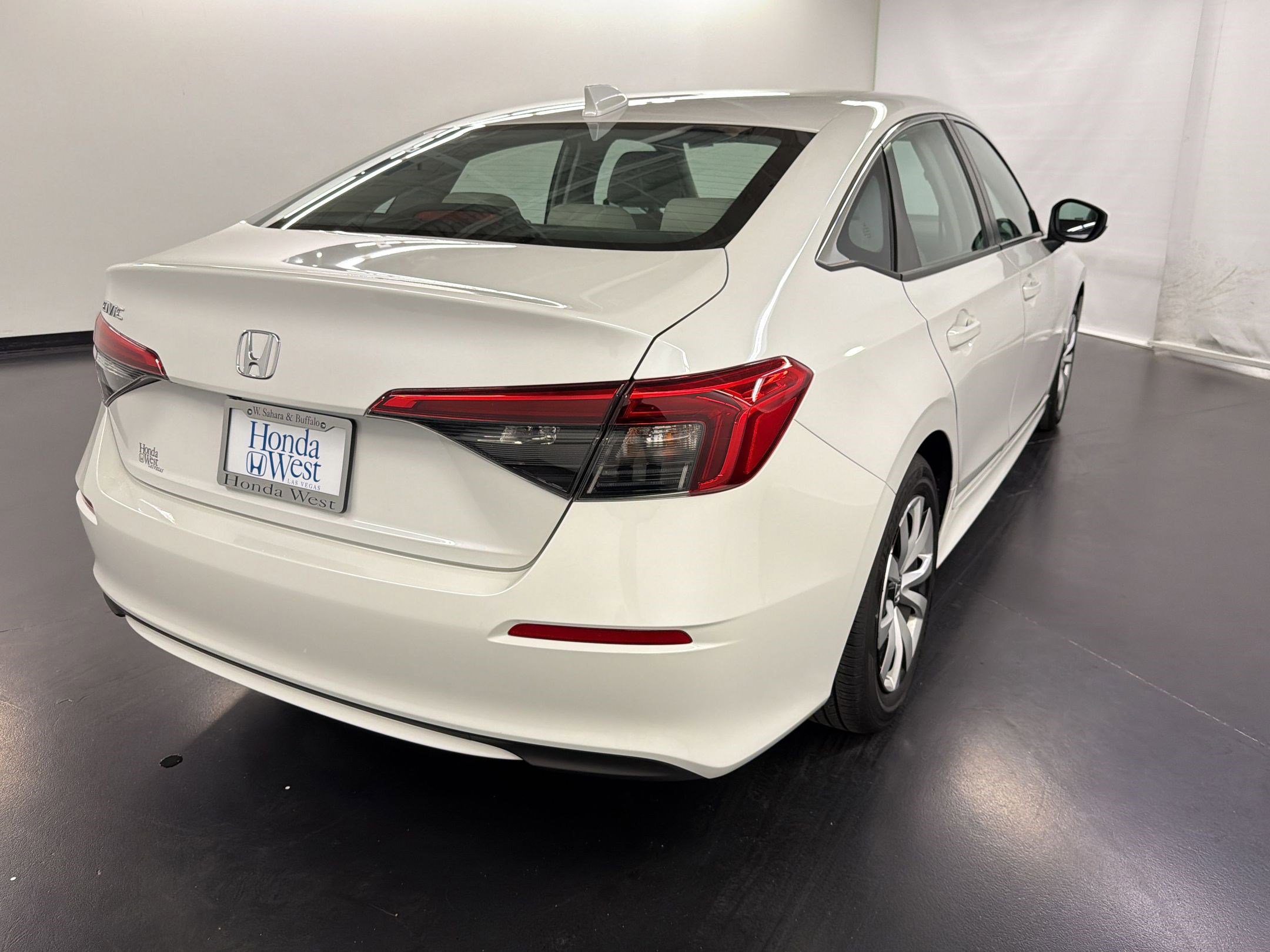 Certified 2023 Honda Civic LX image 9