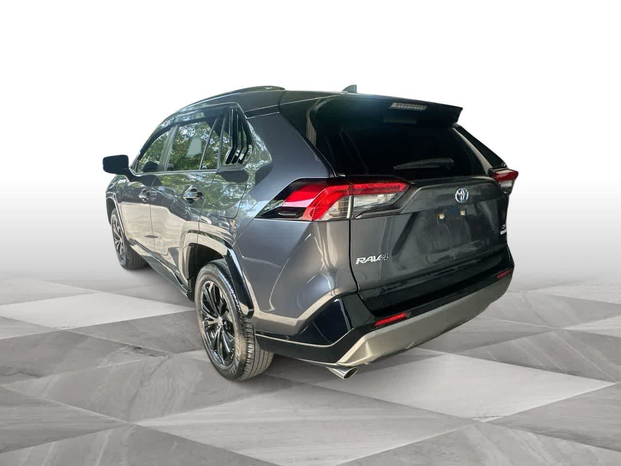 Used 2024 Toyota RAV4 SE AWD/4WD image 6