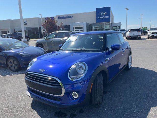 Used 2021 MINI Cooper 2-Door Hardtop image 1