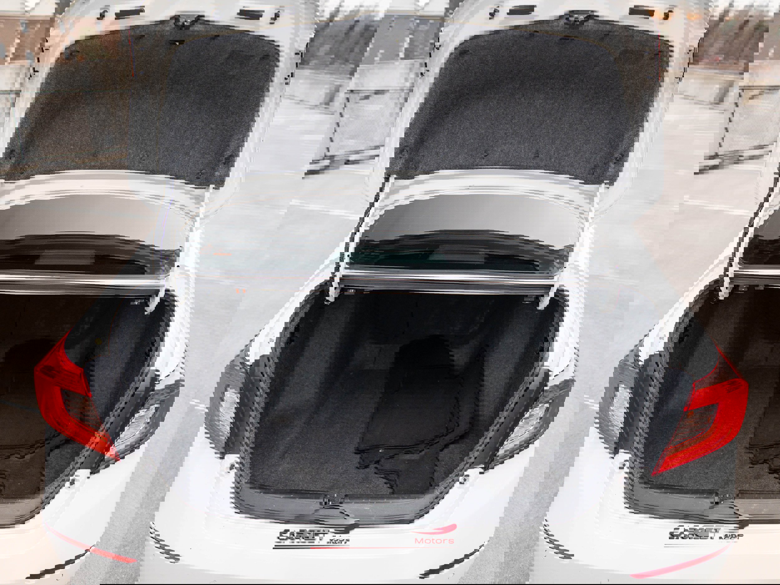 Used 2018 Honda Accord Touring image 43