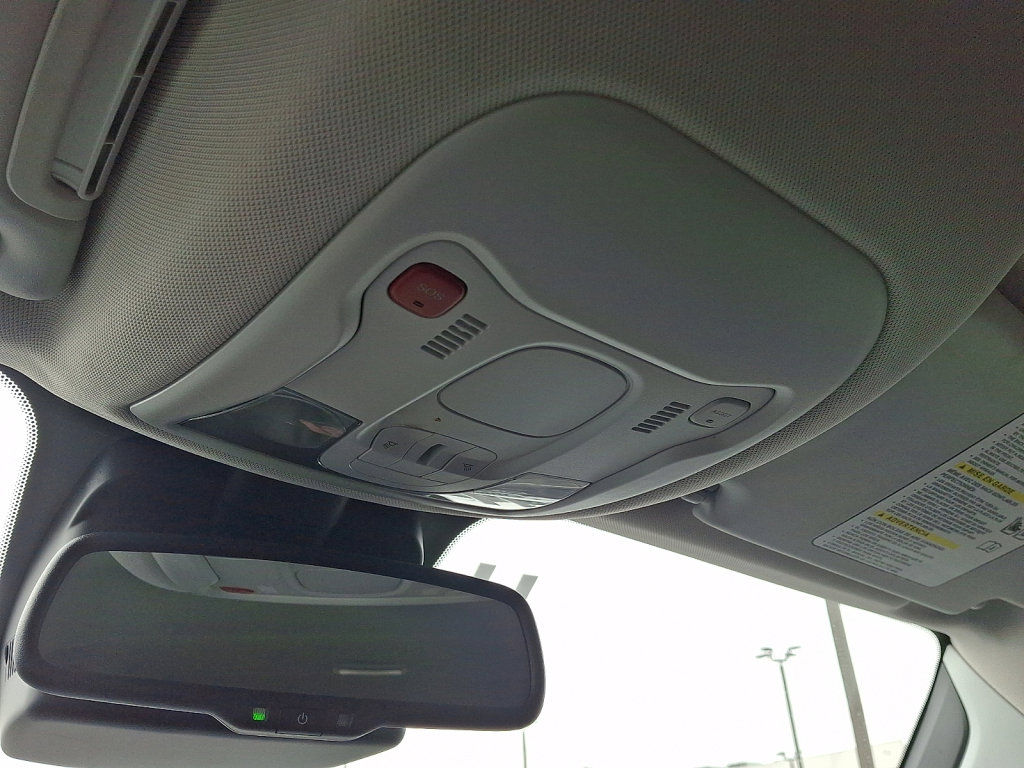 Used 2022 Jeep Renegade Limited image 32