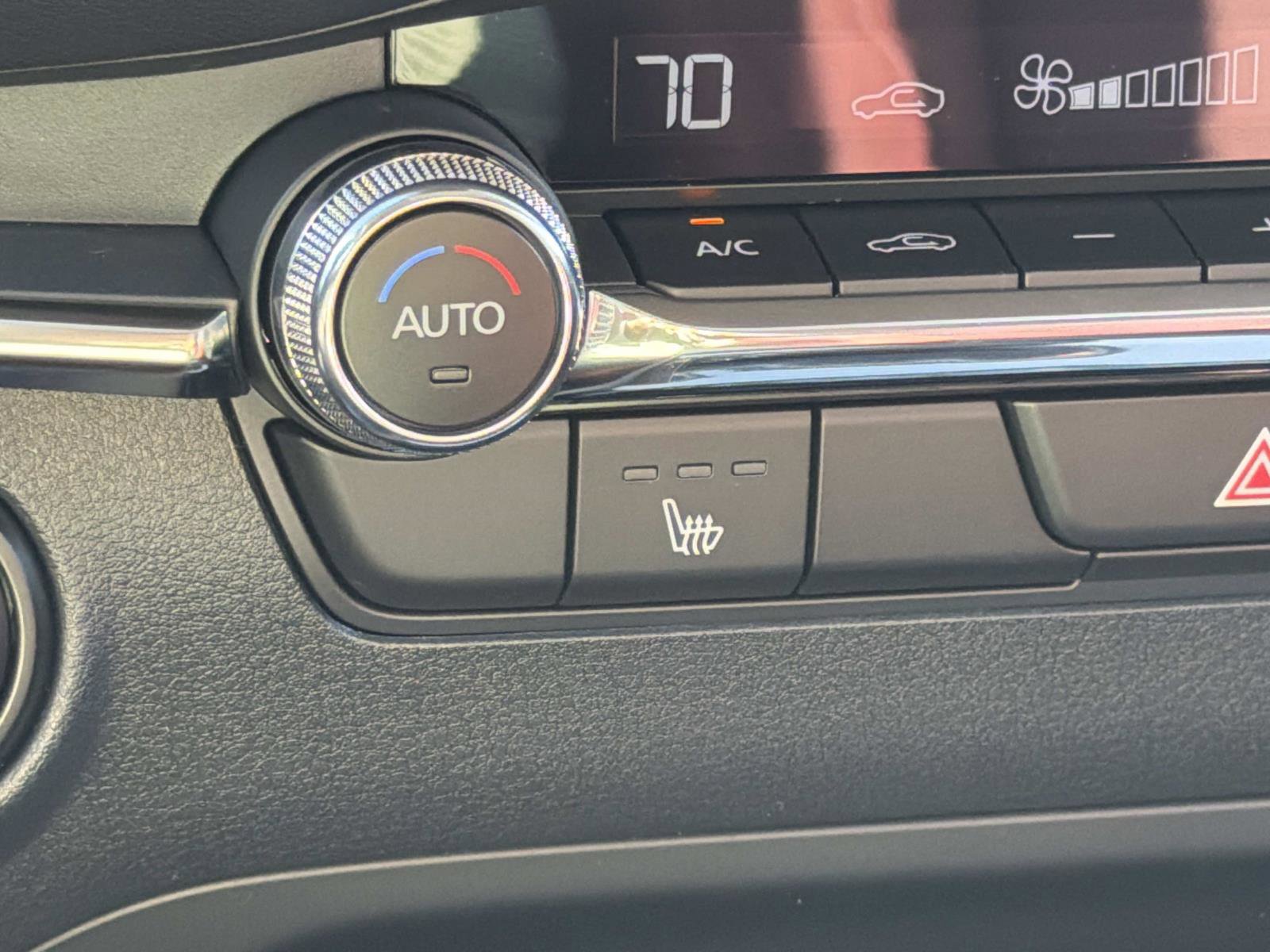 New 2026 MAZDA MAZDA3 Carbon image 15