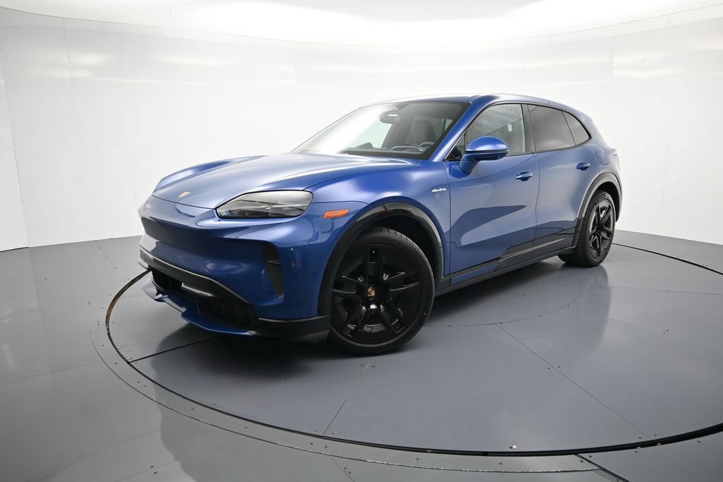 New 2026 Porsche Cayenne Electric AWD/4WD image 1