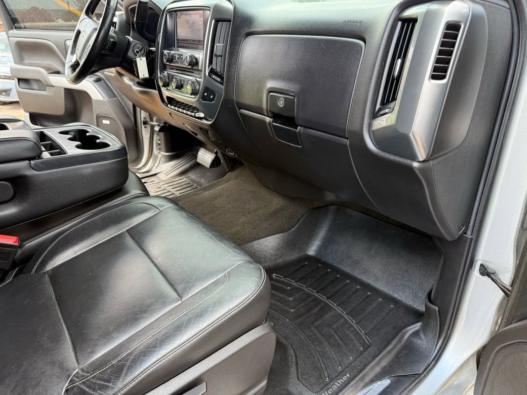 Used 2017 Chevrolet Silverado 2500 LT w/ LT Convenience Package image 33