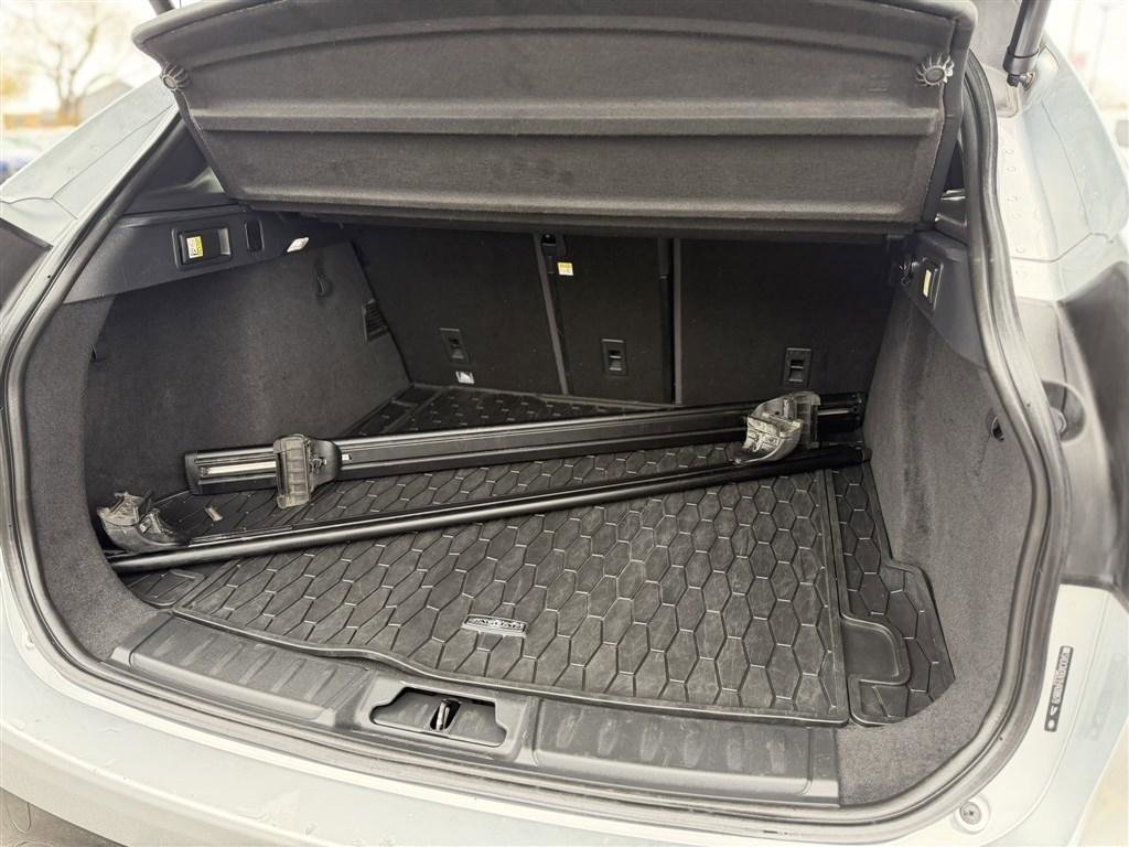 Used 2017 Jaguar F-PACE S AWD/4WD image 13