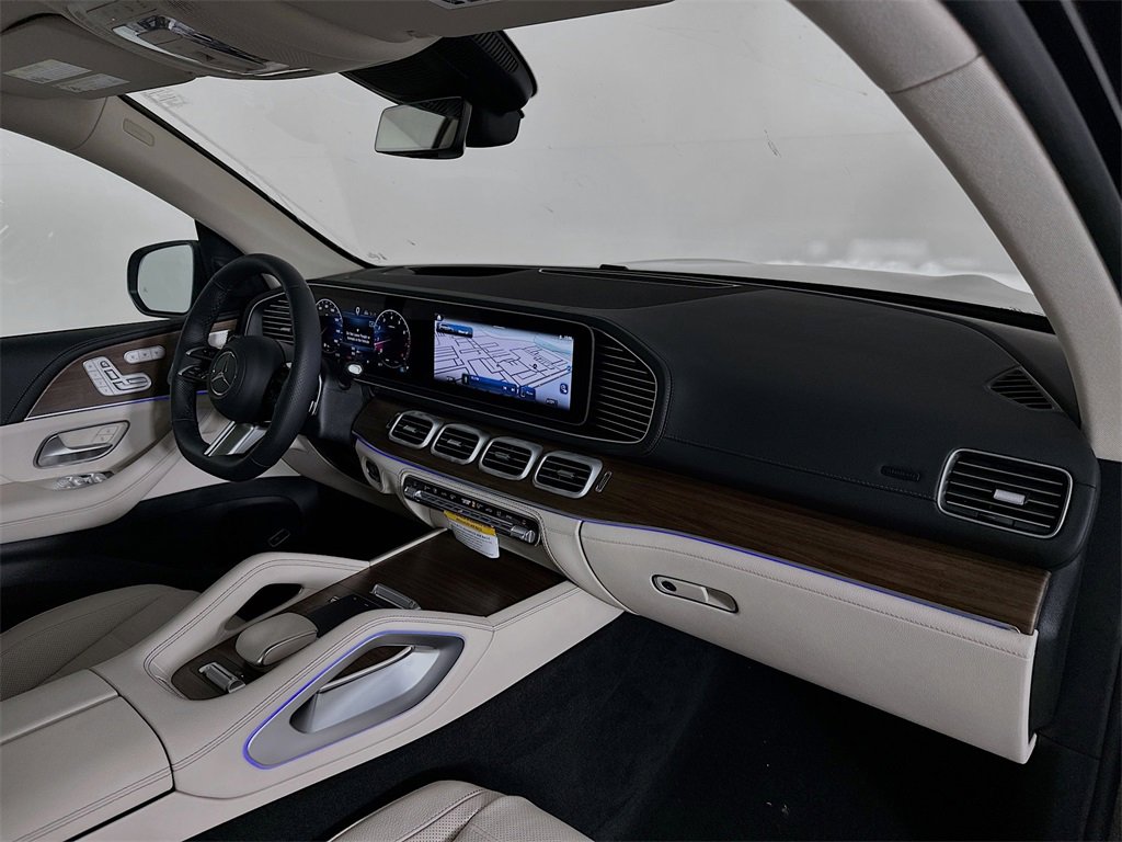 New 2026 Mercedes-Benz GLS 450 4MATIC image 32