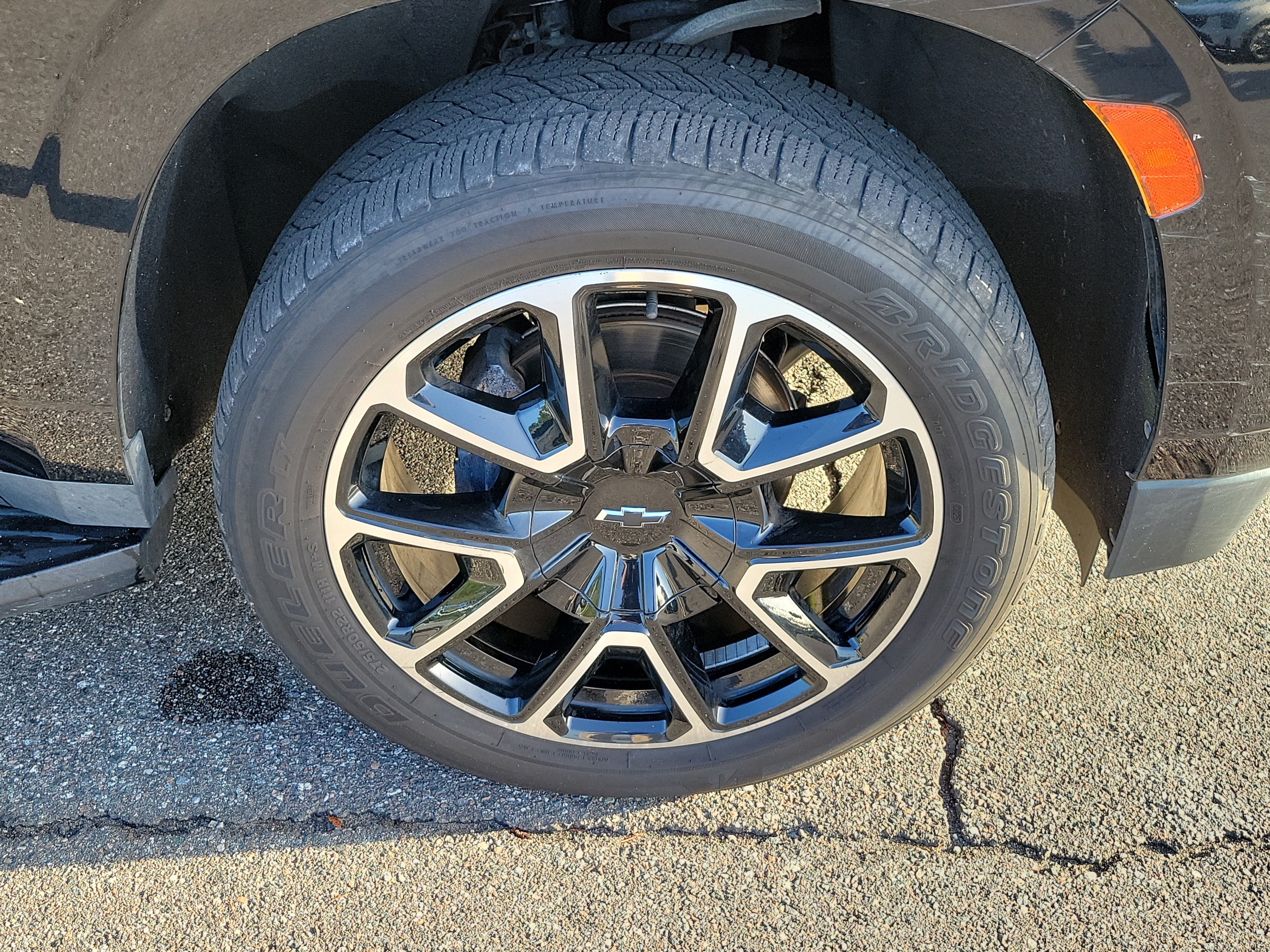 Used 2023 Chevrolet Suburban RST RWD image 38
