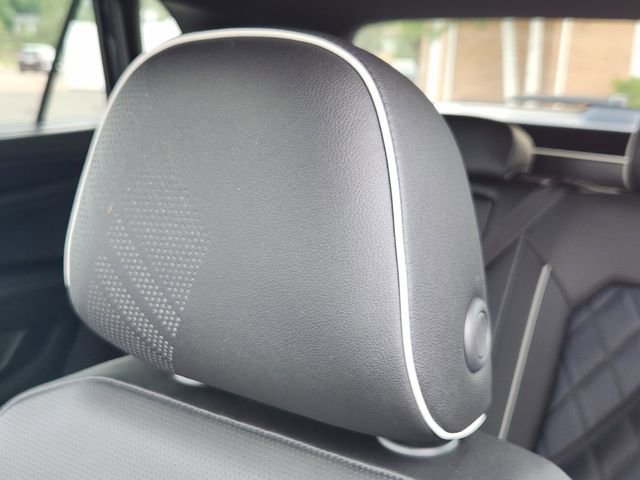 New 2026 Volkswagen Atlas Cross Sport SEL Premium R-Line image 15