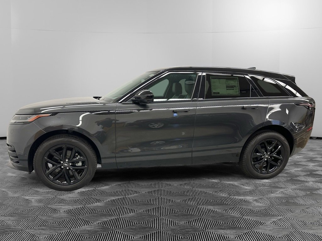 New 2025 Land Rover Range Rover Velar Dynamic SE image 8