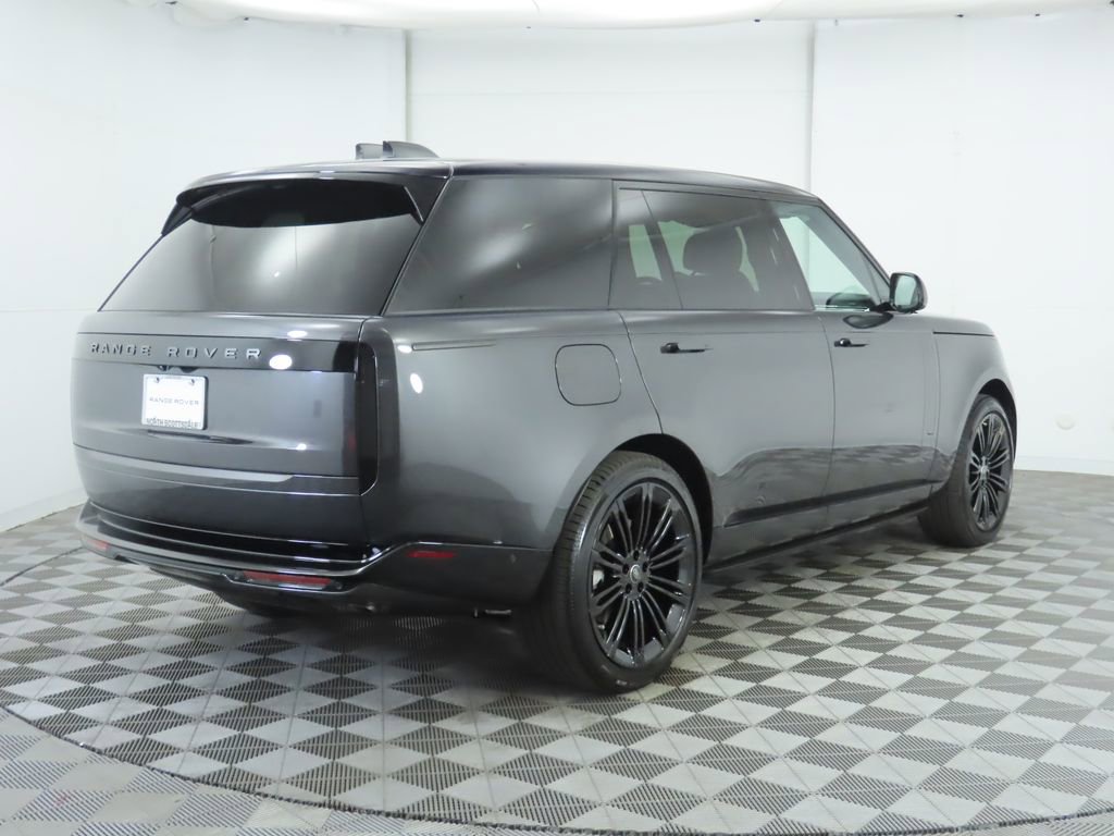 New 2025 Land Rover Range Rover Long Wheelbase SE image 5