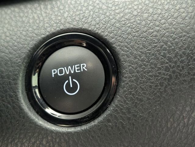 Used 2025 Toyota Camry SE w/ Convenience Package FWD image 23