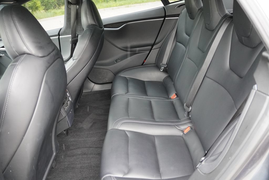 Used 2020 Tesla Model S Long Range Plus AWD/4WD image 17