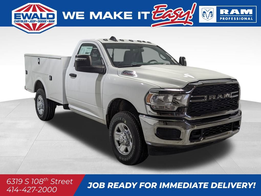 New 2024 RAM 2500 Tradesman w/ Chrome Appearance Group