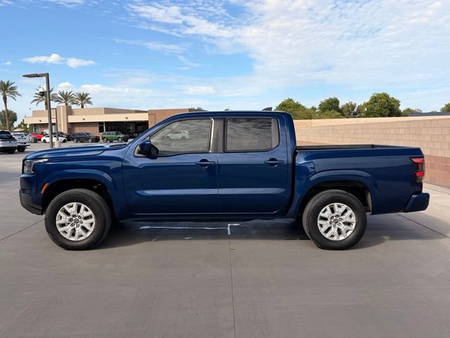 Used 2023 Nissan Frontier SV w/ Tow Package RWD image 11