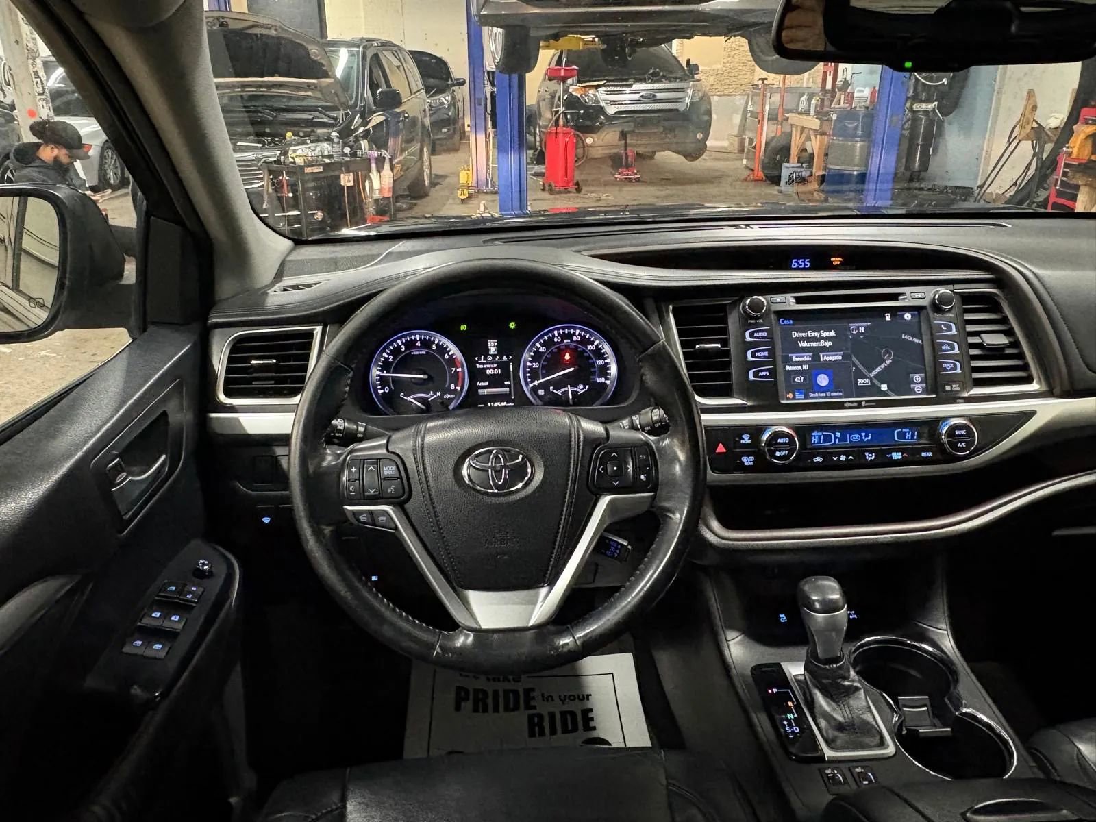 Used 2015 Toyota Highlander XLE image 19