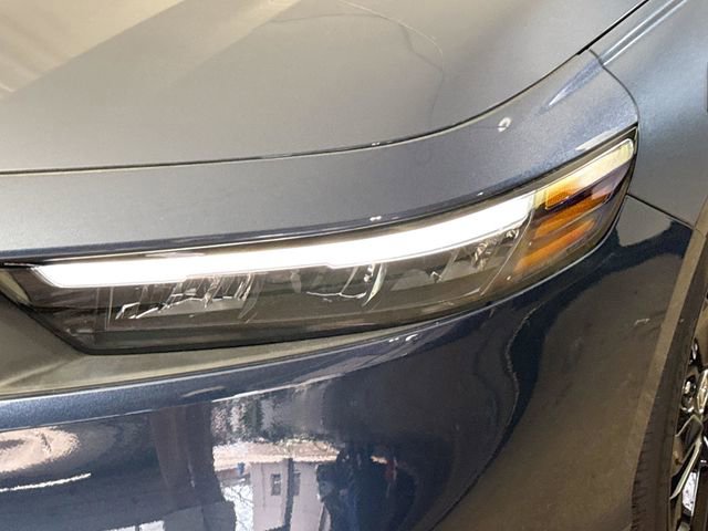 Certified 2025 Honda Accord SE image 9