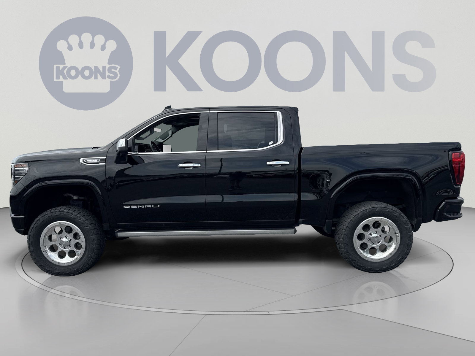 Used 2023 GMC Sierra 1500 Denali w/ Denali Reserve Package AWD/4WD image 2