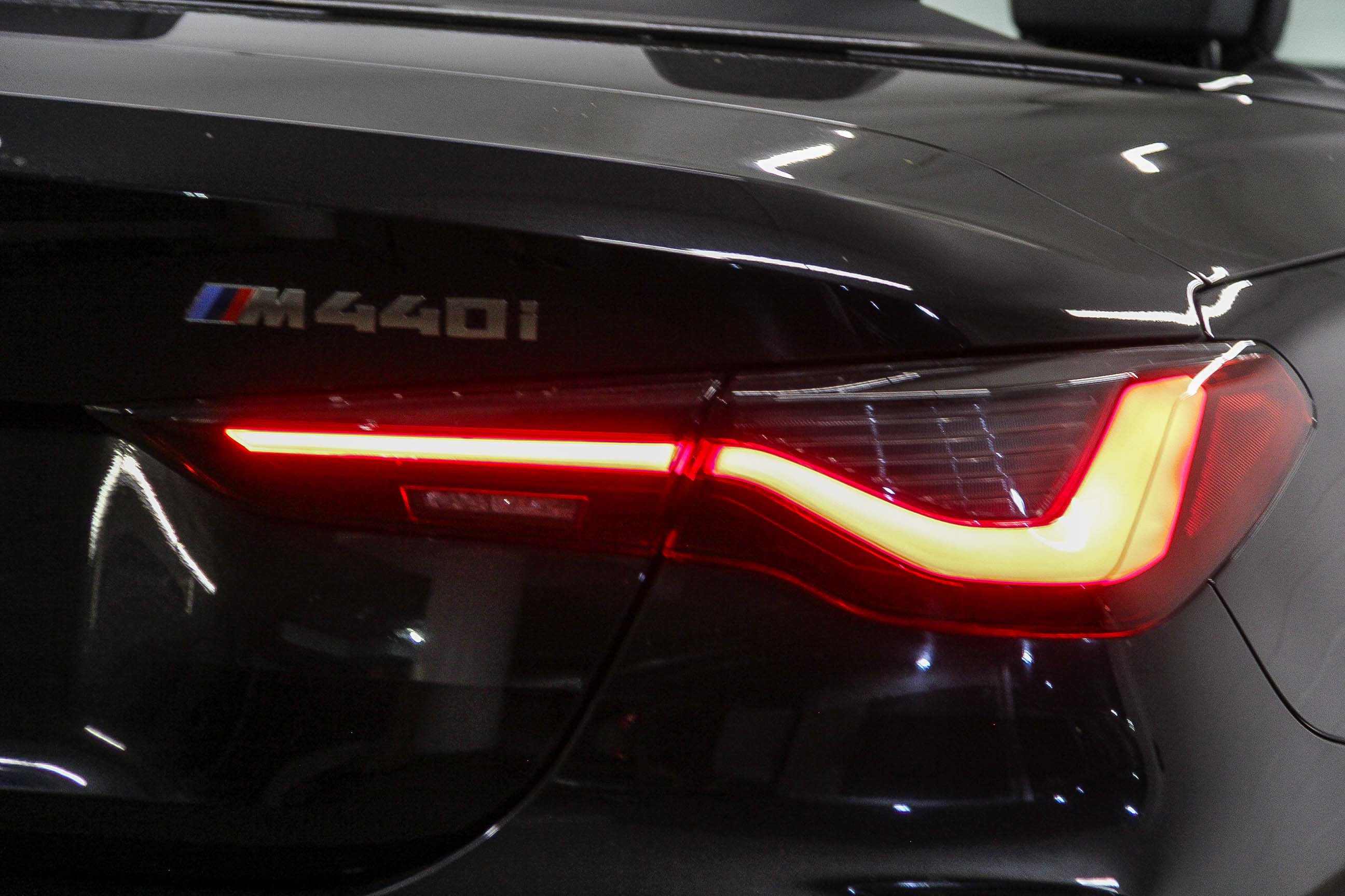 Certified 2023 BMW M440i Convertible w/ Premium Package image 13