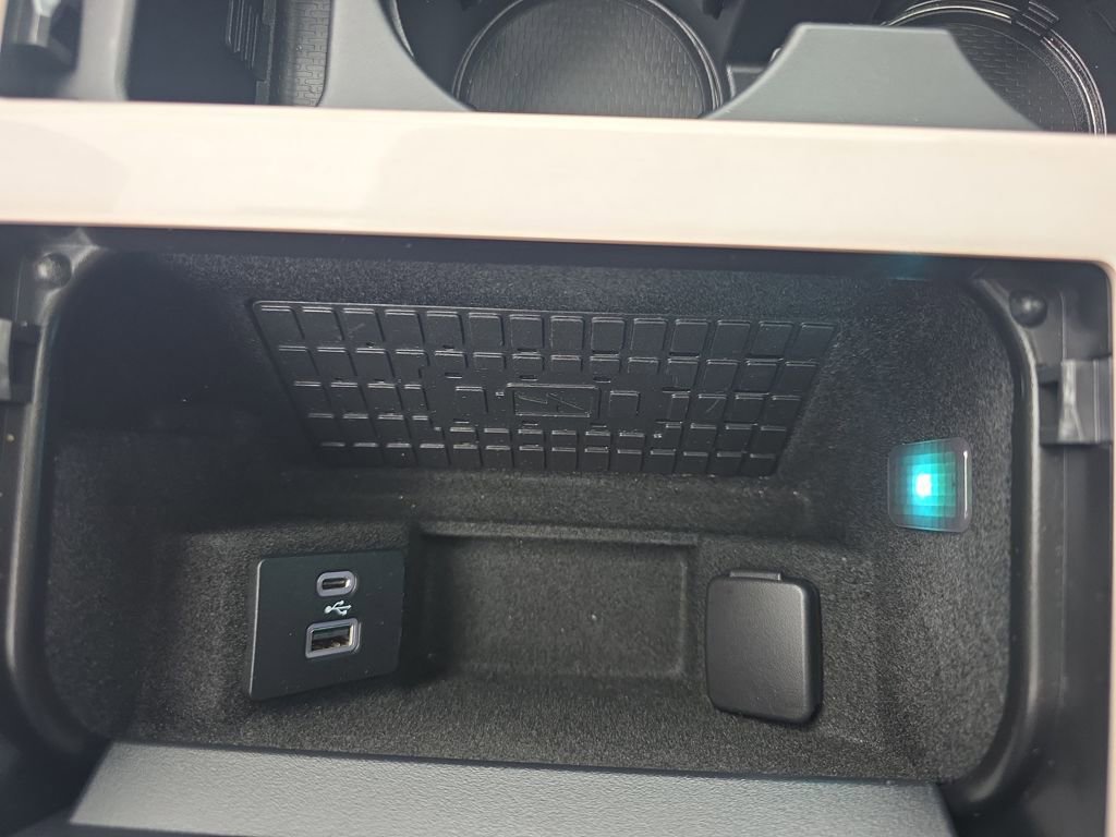 Used 2022 Lincoln Navigator Black Label image 34