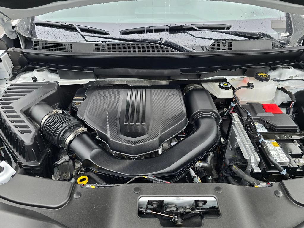 Used 2026 GMC Acadia Elevation w/ Elevation Premium Package FWD image 22