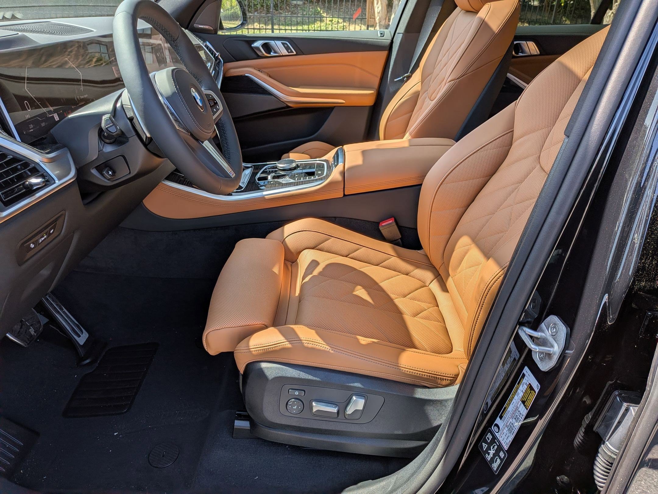 New 2026 BMW X5 xDrive40i w/ M Sport Package image 15