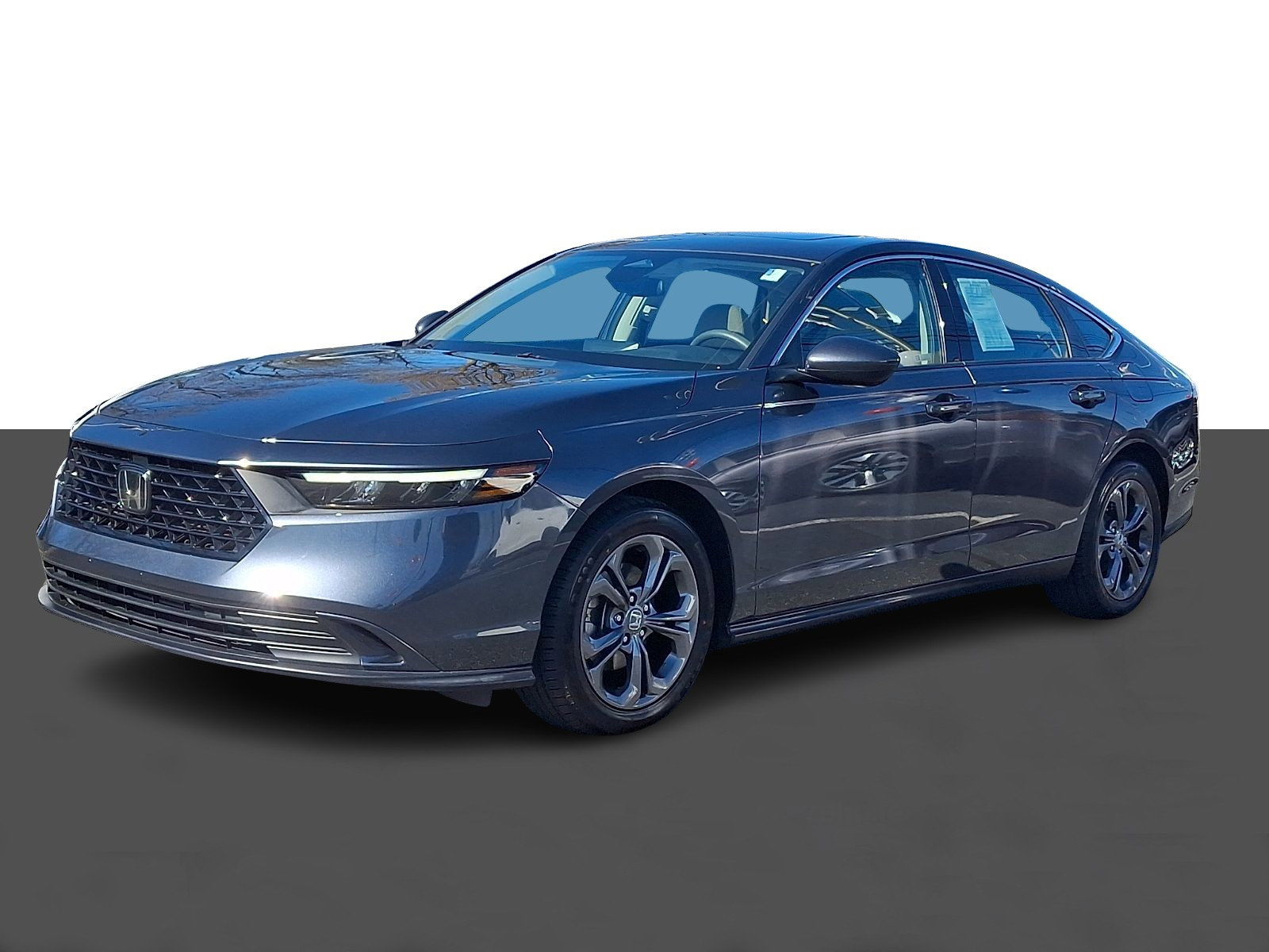 Certified 2023 Honda Accord EX image 3