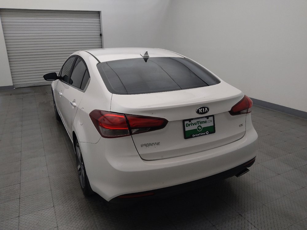Used 2017 Kia Forte EX FWD image 6