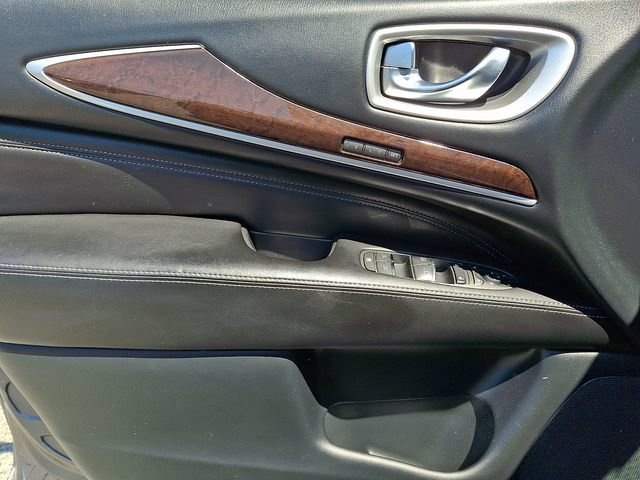 Used 2020 INFINITI QX60 Luxe w/ Sensory Package AWD/4WD image 12