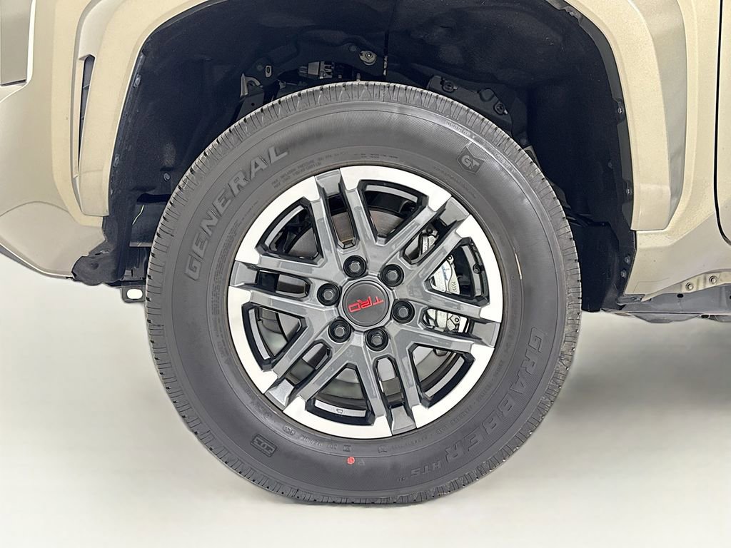 Used 2025 Toyota Tacoma TRD Sport image 27