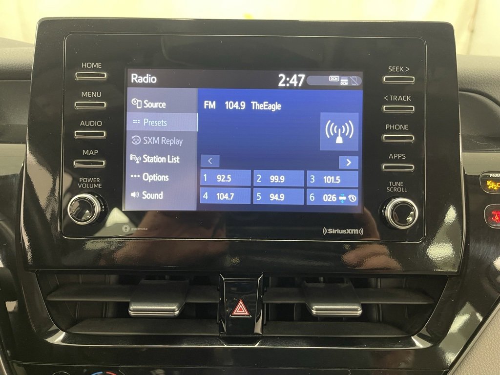 Used 2024 Toyota Camry SE image 25